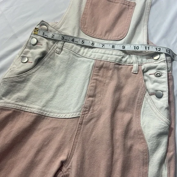 Cider pink and white overalls size small - Picture 3 of 10